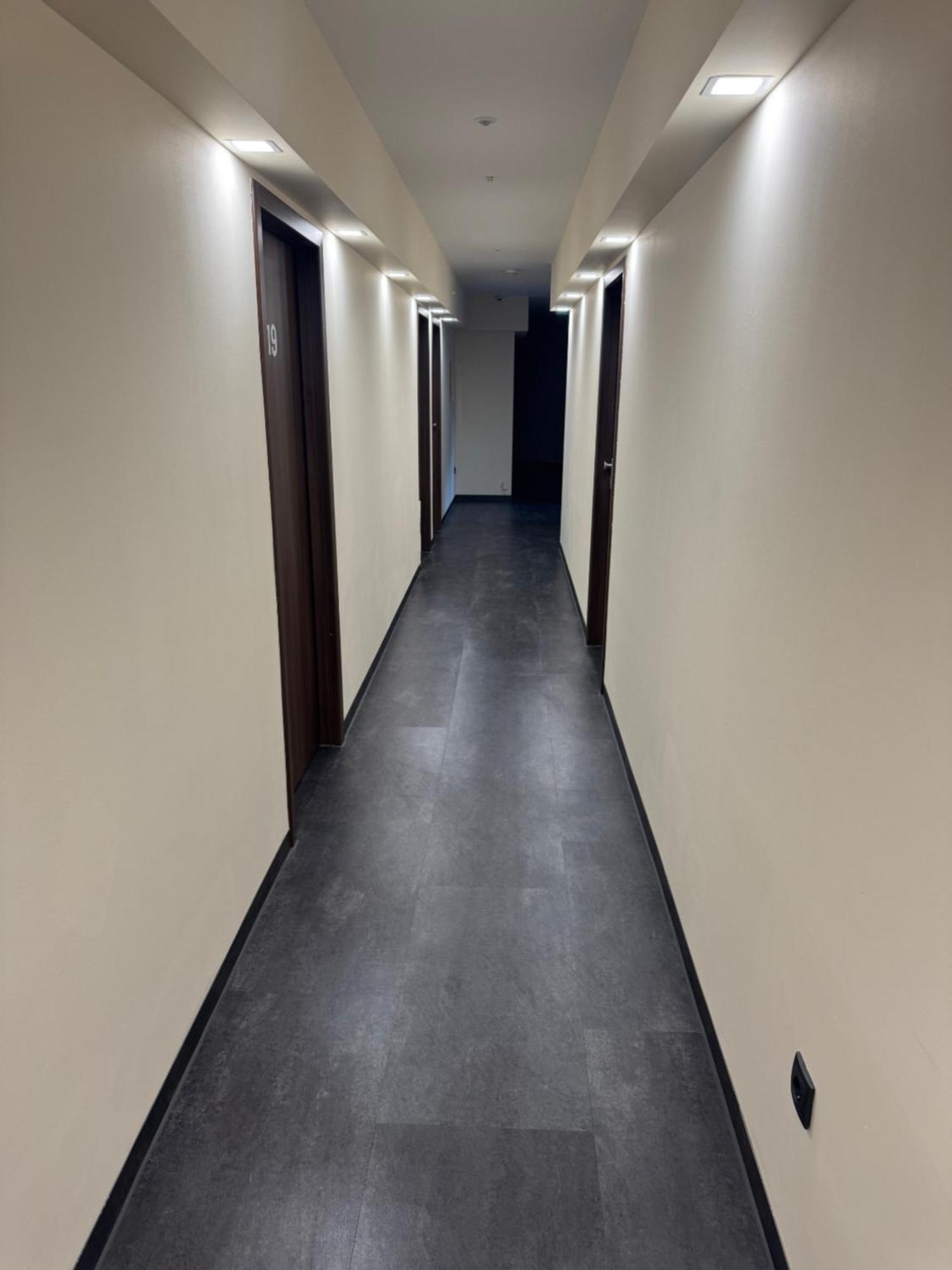 Hotel Capitol Zentrum - 24H - Friedrichshafen Kültér fotó