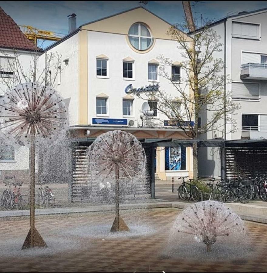 Hotel Capitol Zentrum - 24H - Friedrichshafen Kültér fotó